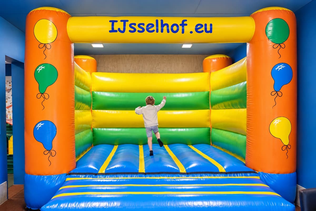Indoor-Spielhalle 'De Boerderij'