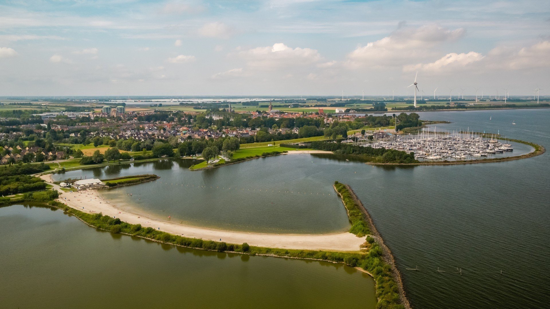 Vakantiepark aan het ijsselmeer